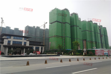 华龙西苑3室2厅1卫63.8万91.2m2毛坯房出售